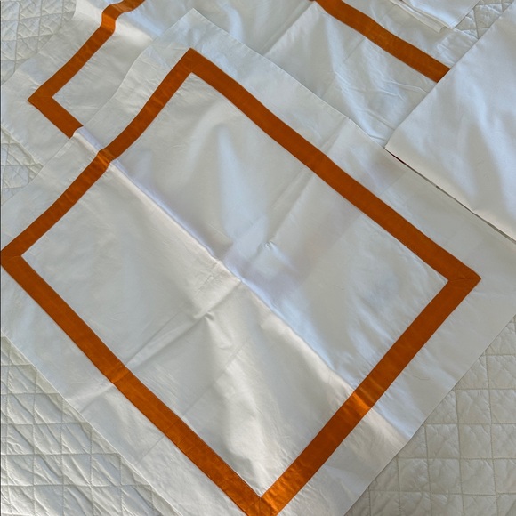 Matouk - Picture 2 of 3